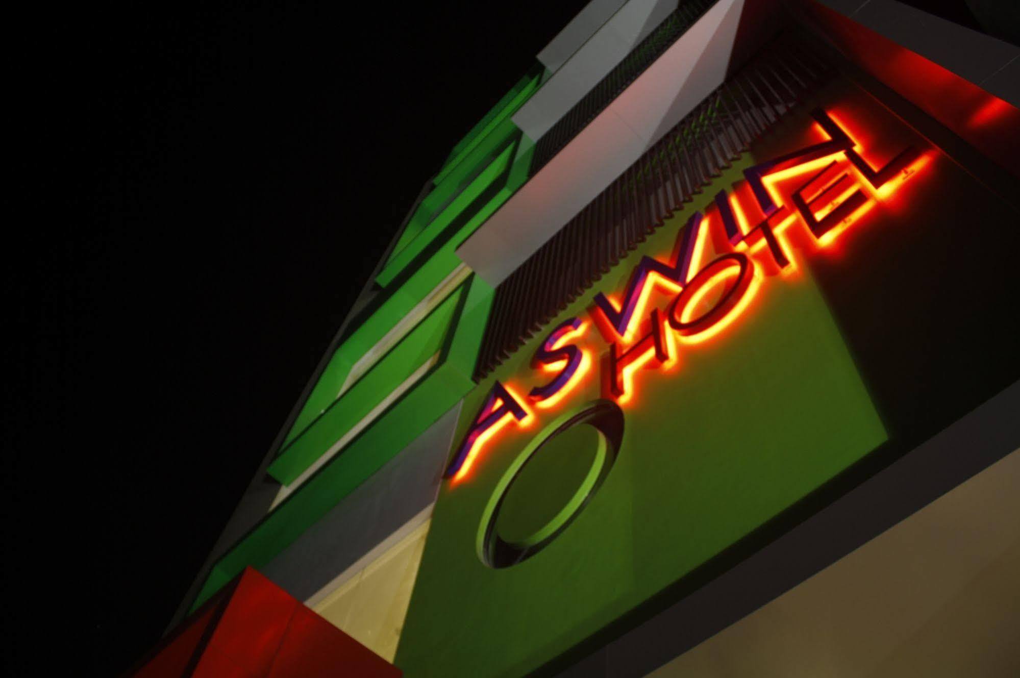 Aswin Hotel And Spa Makassar Kültér fotó